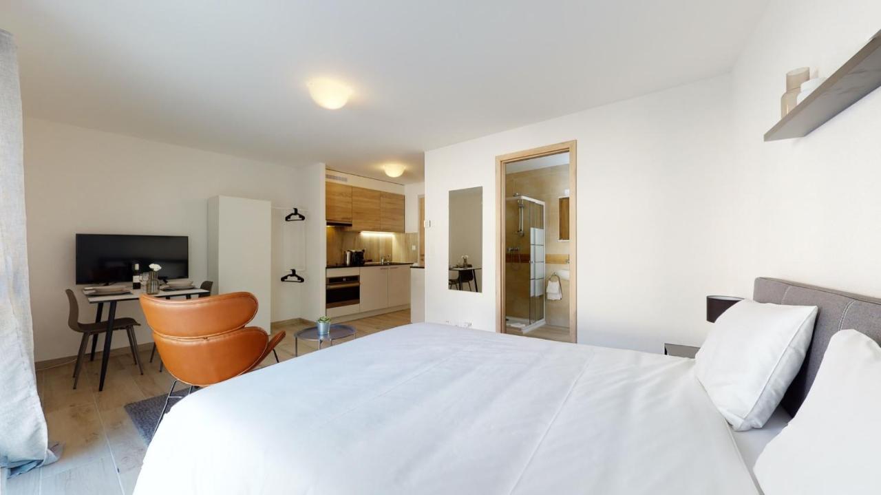 Nonanteneuf Appart Hotel Aigle - Contactless Check-In Eksteriør billede